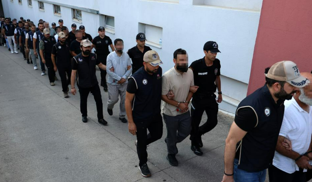 "Alparslan Kuytul Suç Örgütü" soruşturmasında 44 şüpheli tutuklama talebiyle mahkemeye sevk edildi
