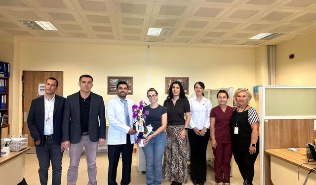 Ezine Devlet Hastanesi'nde kutlama