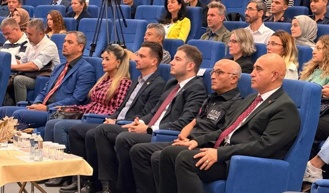 Çanakkale’de kamu kurumlarında etkili iletişim eğitimi
