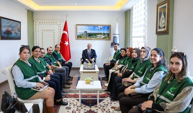 Yeşilay Çanakkale Şubesi’nden Vali Toraman’a ziyaret