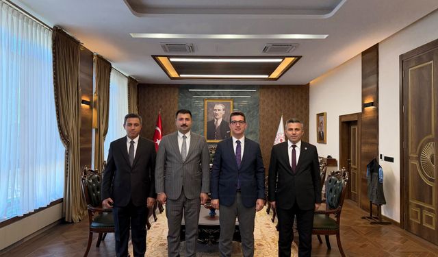 Dört kaymakam Ezine’de bir araya geldi