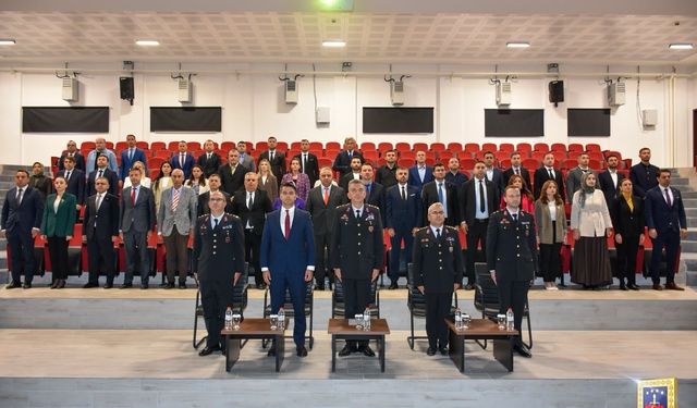 Jandarma ekiplerine Ceza İnfaz Koruma Hizmetleri Kursu verildi