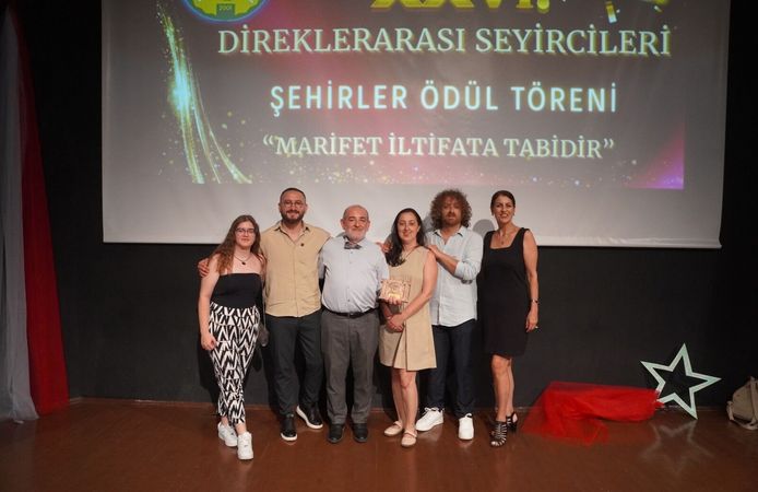 Çanakkale Belediye Tiyatrosuna ödül