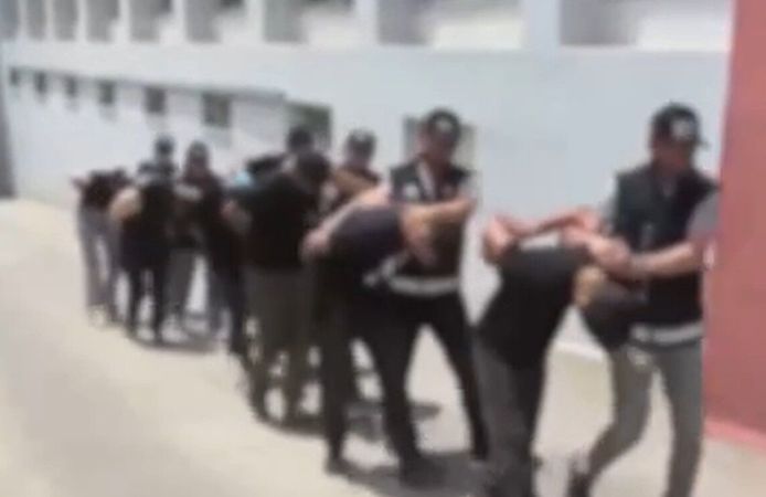 Uyuşturucu satıcılarına 69 ilde operasyon