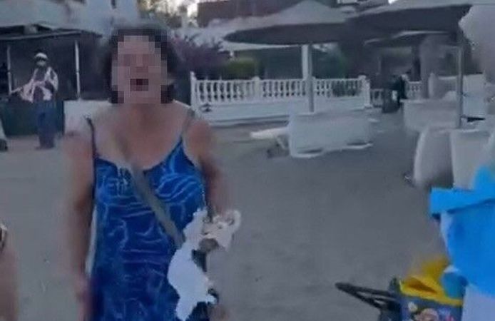 Plajda sözlü saldırı kameraya yansıdı