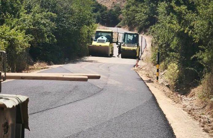 Üçpınar Köyü Yeni Yoluna Kavuşuyor