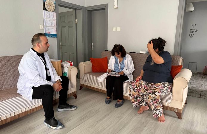 Ezine’de anne adaylarına yönelik sağlık çalışması gerçekleştirildi