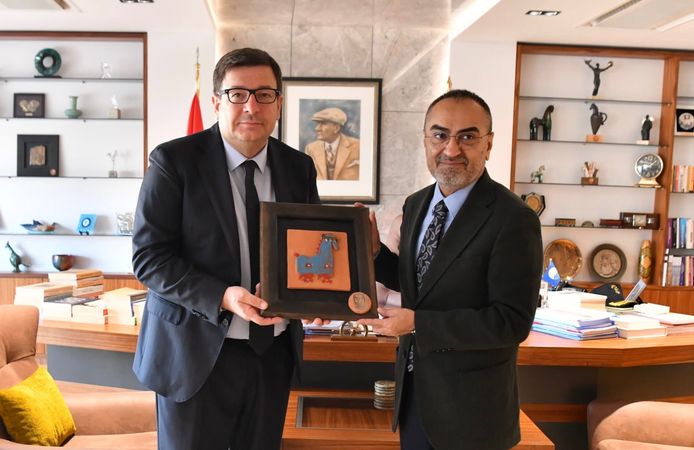 TBB yöneticilerinden Başkan Erkek’e ziyaret