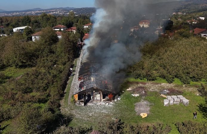 Muncurlu köyünde fabrika yangını!