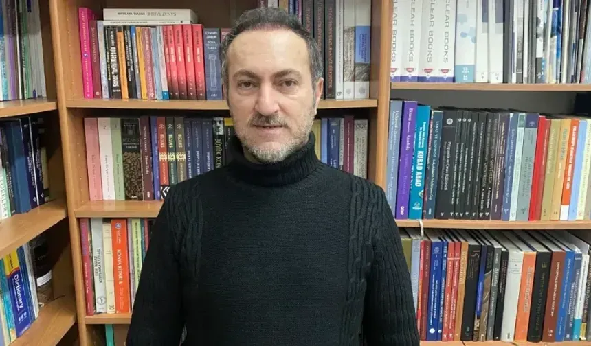 Doç. Dr. Oğuz Koçyiğit: "Atikhisar Kalesi Çanakkale turizmine kazandırılmalı"