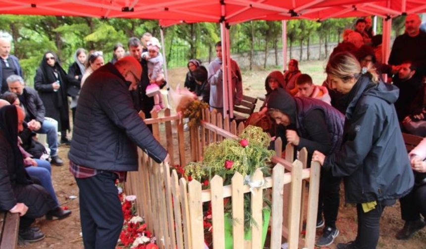 Ünlü sanatçı Volkan Konak’ı sevenleri yalnız bırakmıyor