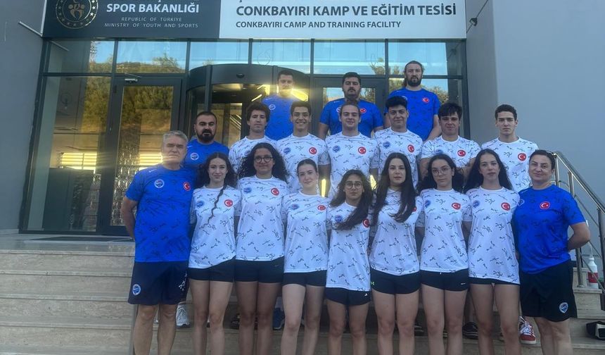 Milli yüzücüler Çanakkale'de Avrupa Şampiyonası’na hazırlanıyor