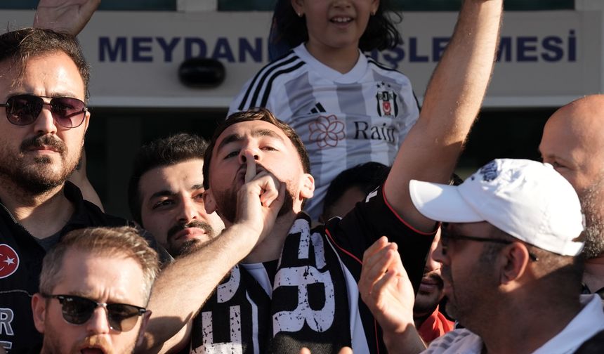 Orkun Kökçü Beşiktaş'ta! Milli Futbolcu İstanbul'a Geldi