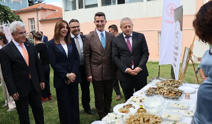 Ezine’nin Kültürel Zenginliği Çanakkale’de Tanıtıldı