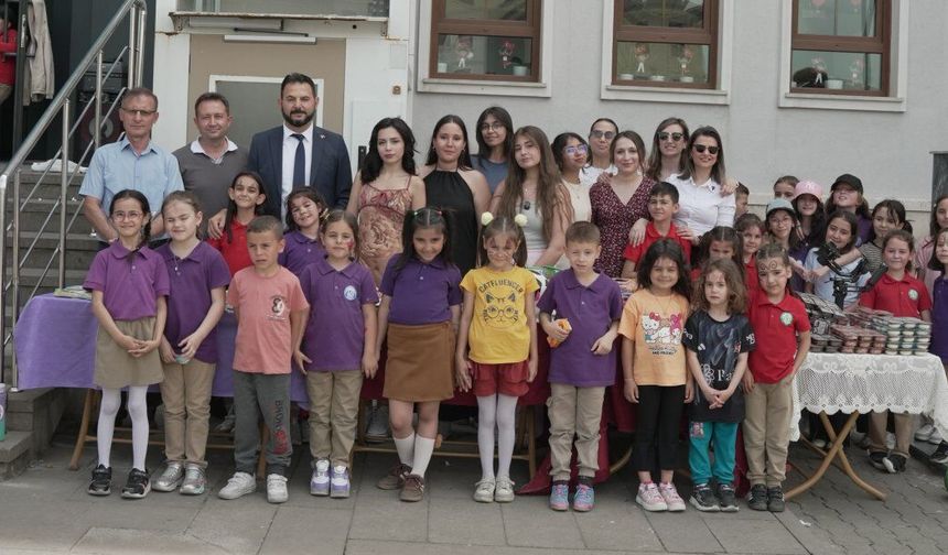 Yeşilyurt İlkokulunda "Gel Sen de Bir Kitap Ver, Büyütelim Kütüphanemizi Beraber" Projesi