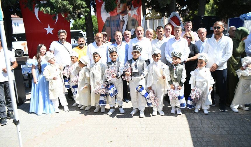 Lapseki Sünnet Şölenine Yoğun Katılım Gerçekleşti
