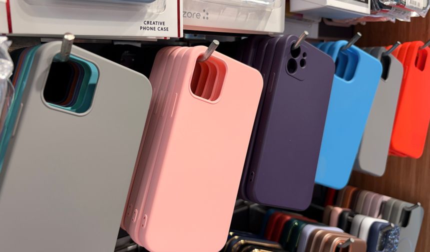 Cep telefonlarına sıcak hava kalkanı: Karbon kevlar kılıf
