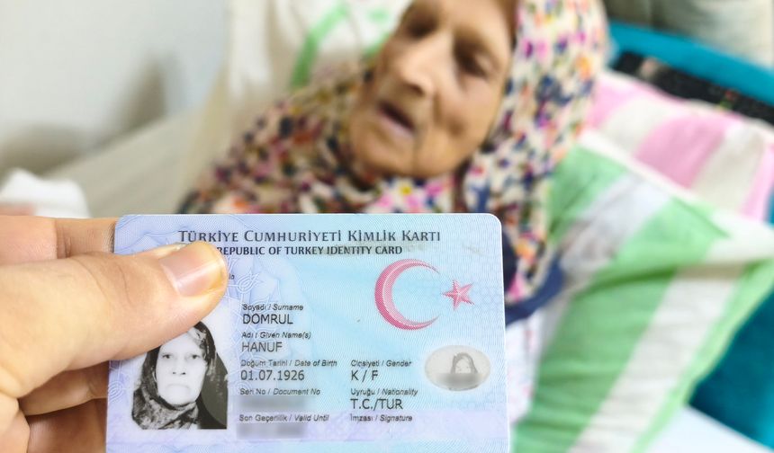Tarihe tanıklık eden 100 yaşındaki kadın, torununun torununu görerek 171 kişilik aileye sahip oldu