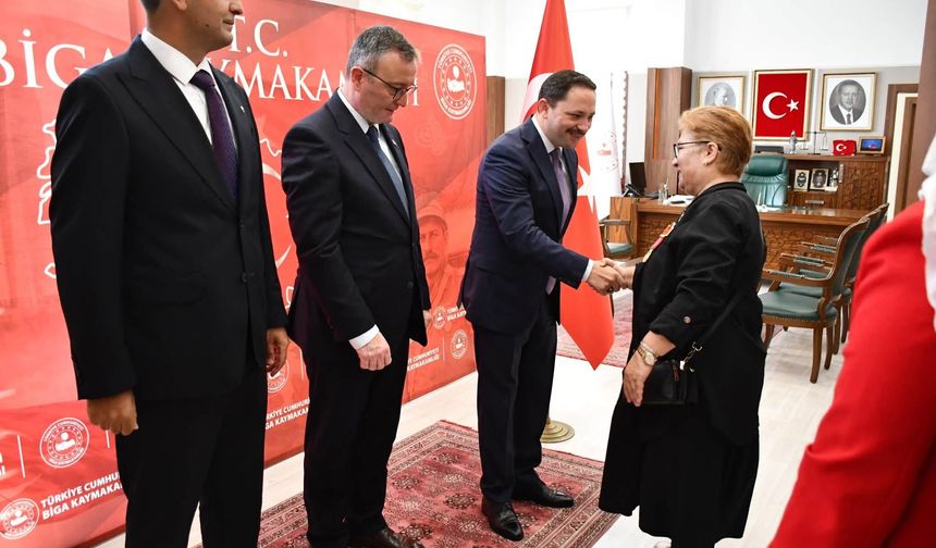 Biga’da 30 Ağustos Zafer Bayramı tebrikat töreni düzenlendi