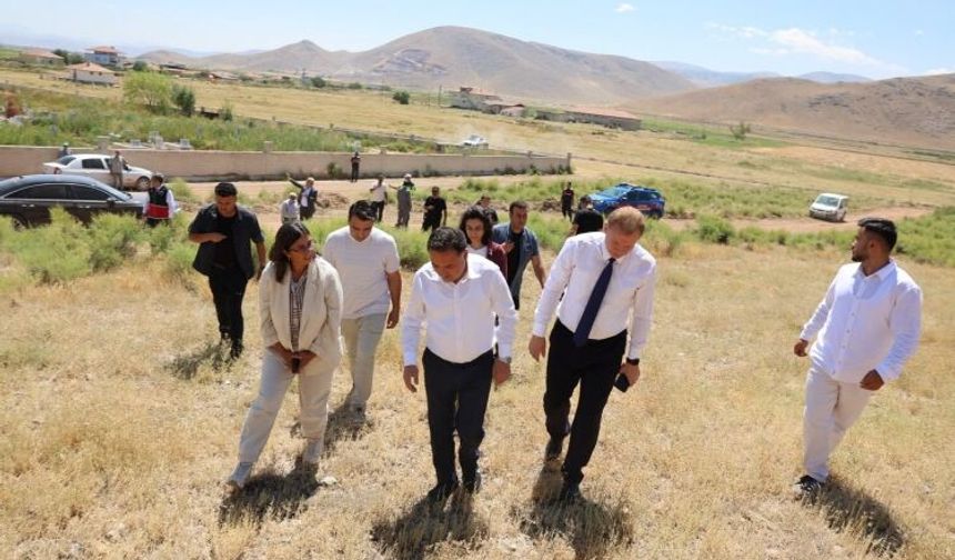 ÇOMÜ akademisyenleri Anadolu’nun tarihine ışık tutuyor: Eğriköy Höyük’te kazılar sürüyor