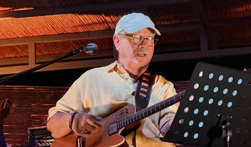 Bülent Ortaçgil, Çanakkale’de sahne aldı: Ünlü isimler Kozluyalı’da buluştu