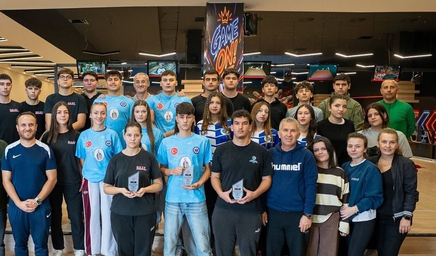 Biga’da liseler arası bowling turnuvası tamamlandı