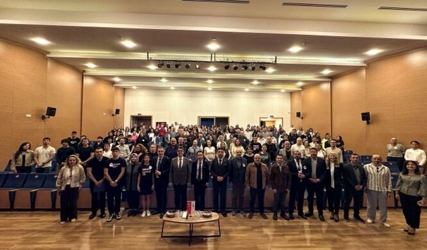 Çanakkale’de lise eğitimine üniversite dokunuşu