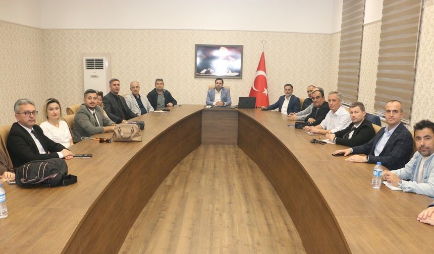 Biga'da okullarda güvenli eğitim toplantısı yapıldı