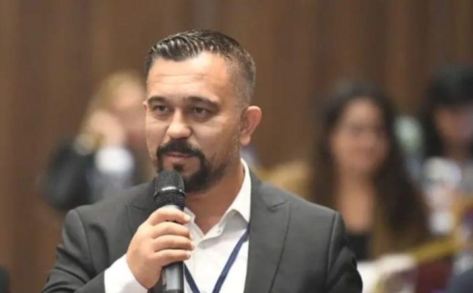 Hizmet İş Çanakkale Şube Başkanı Yılmaz:  “Anayasal bir hakkı hedef alan sorumsuz bir açıklama”