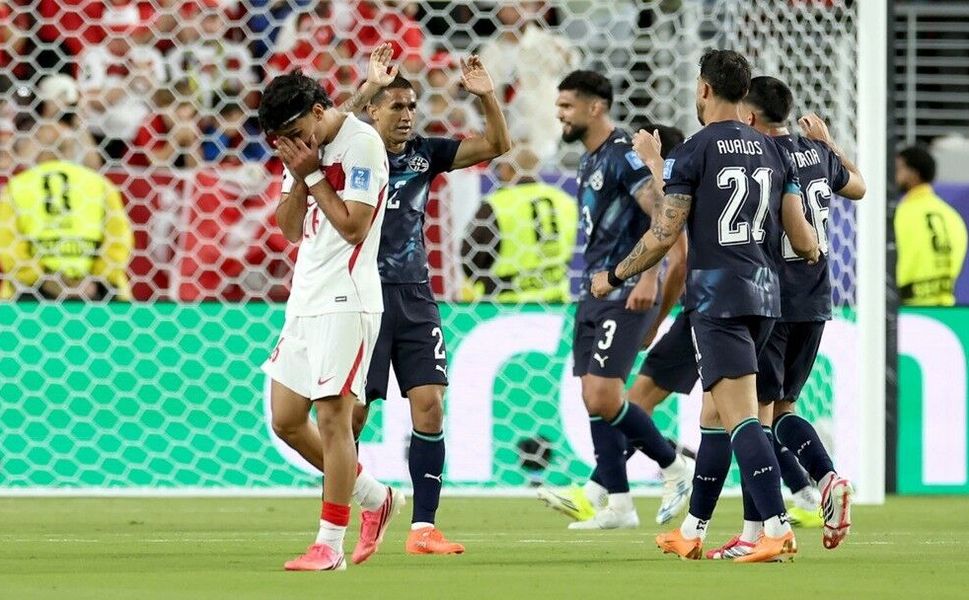 Milli futbolcular gözyaşlarını tutamadı