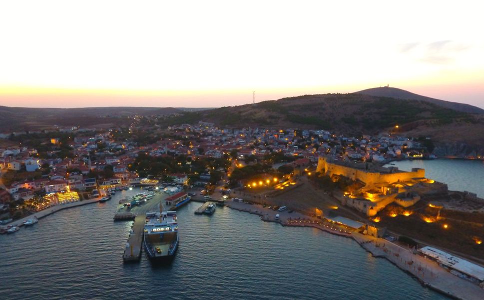 Bozcaada'da yaz sezonu tedbirleri: O araçlara geçiş yasağı!