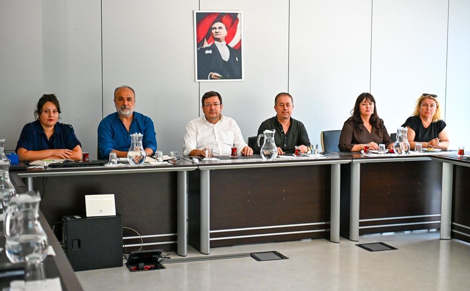Çanakkale’de Esnafın Gündemi Belediyede Masaya Yatırıldı