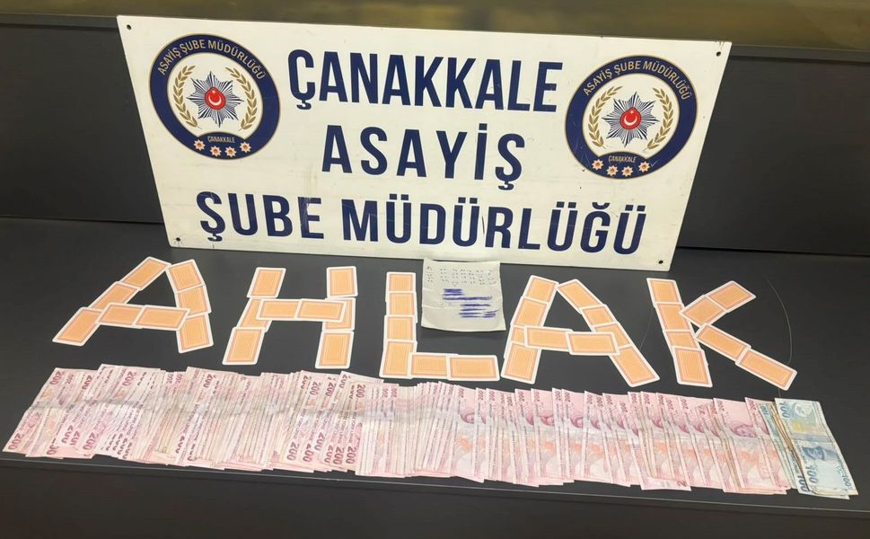 Çanakkale'de Bir Haftada 10 Binden Fazla Kişi Denetlendi! Aranan 15 Şüpheli Yakalandı