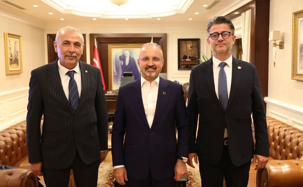 Eceabat’ın geleceği için Turan ile üniversite görüşmesi; ÇOMÜ Eceabat MYO gündemde!