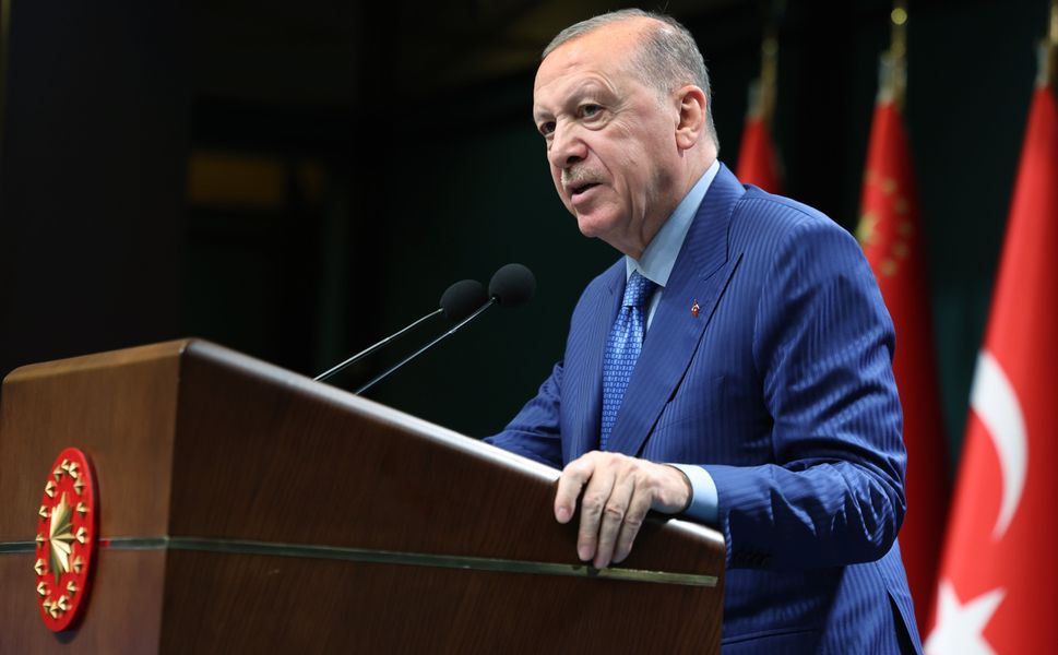 Cumhurbaşkanı Erdoğan: "Finansal sistemimize sirayet etmiş herhangi bir risk mevzubahis değildir"