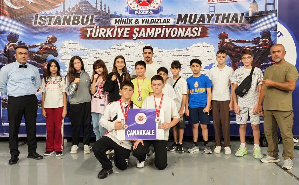 Ringde Çanakkale fırtınası: Türkiye şampiyonluğu ve 4 madalya!
