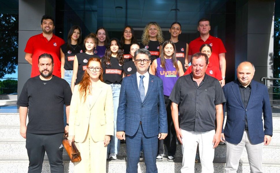 ÇOMÜ Kadın Voleybol Takımı 2. Lig’de!