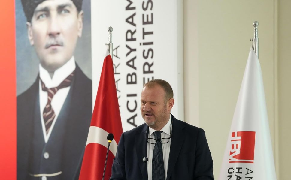 RTÜK Başkanı Daniş, HBV İletişim Fakültesinin akademik yıl açılışında öğrencilere seslendi
