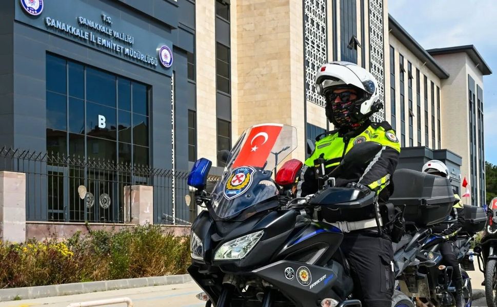 Çanakkale’de trafiğin şahinleri görev başında!