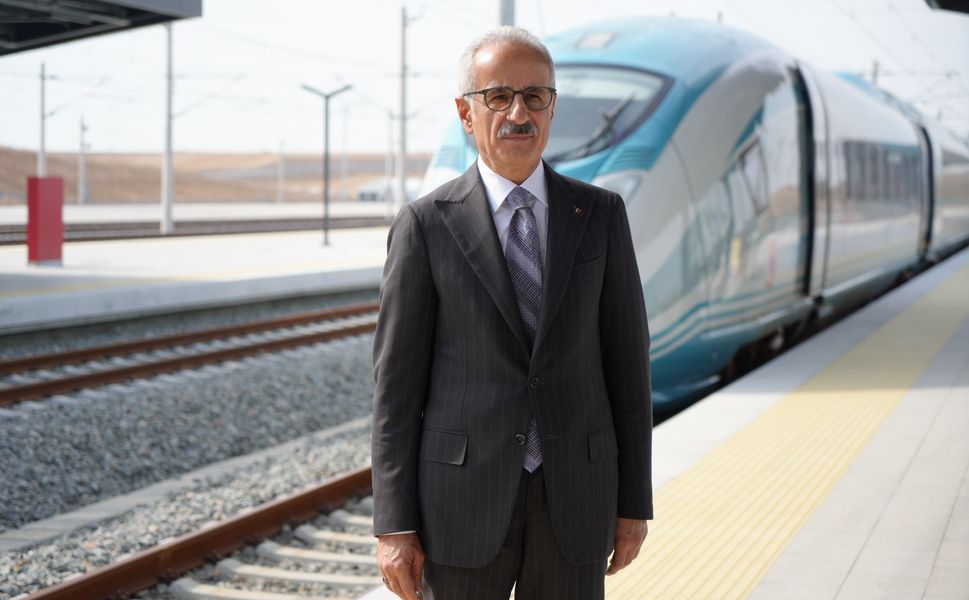 Bakan Uraloğlu: "Tekirdağ, Kırklareli ve Edirne hızlı tren konforuna kavuşuyor"