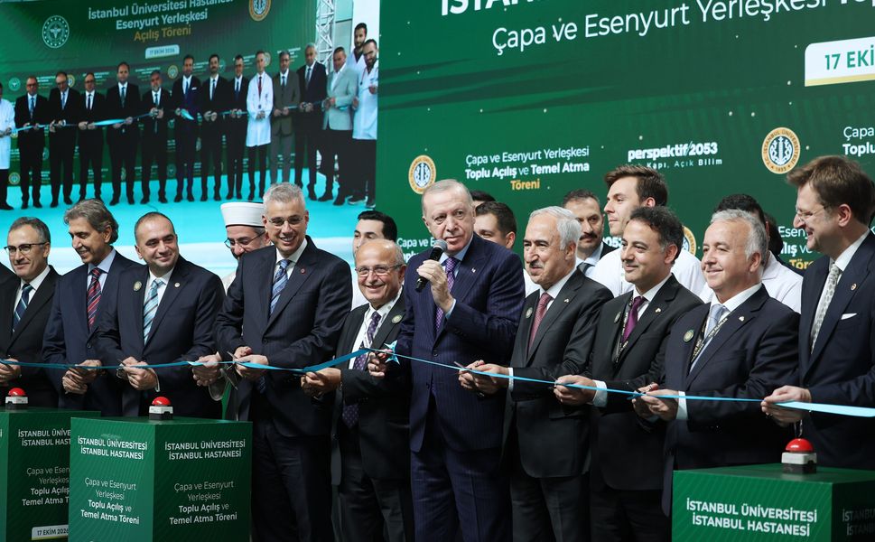 Cumhurbaşkanı Erdoğan: "38 bin hekim dışı personel alacağız"