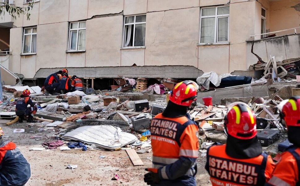 Maltepe'de bina çökme olayında 2 kişi hayatını kaybetti; 2 kişinin kimlikleri belli oldu!