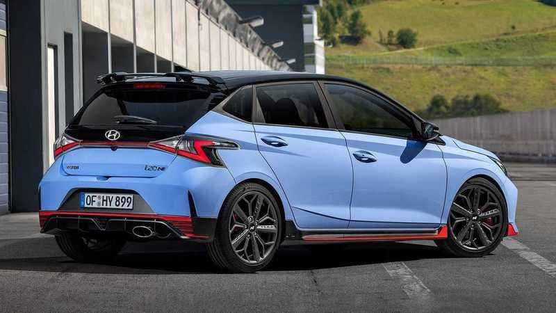 <p>Yine <strong>Hyundai</strong> ailesinde bu fiyat aralığında alabileceğiniz diğer model ise <strong>İ20</strong> ve bu fiyat aralığında alınabilecek tek bir modeli bulunuyor.</p>
<p> </p>
<p>1.4 MPI 100 PS Jump Benzin Manuel              545.000 TL</p>