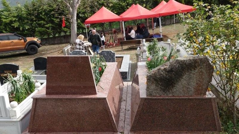 Ünlü sanatçı Volkan Konak’ı sevenleri yalnız bırakmıyor