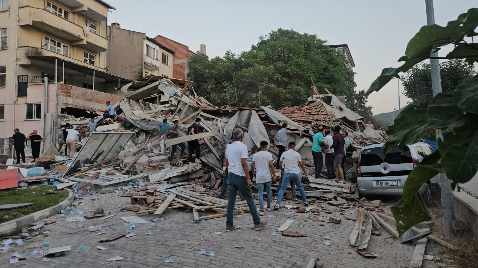 Sindirgi Deprem 1