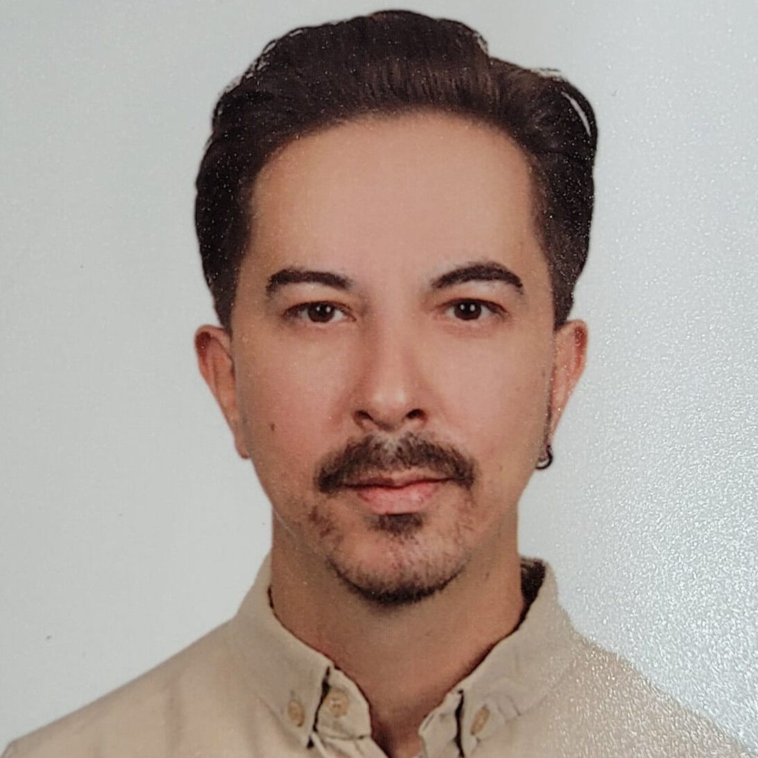 Süha Parmaksız