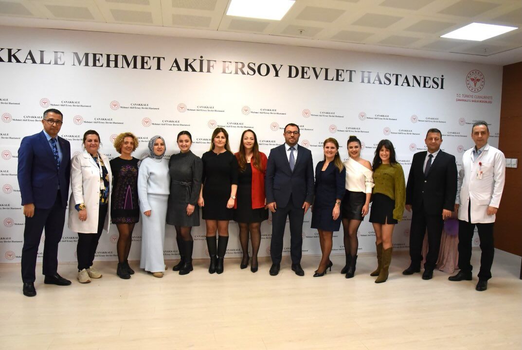Devlet Hastanesi Acil Bakım Hemşire