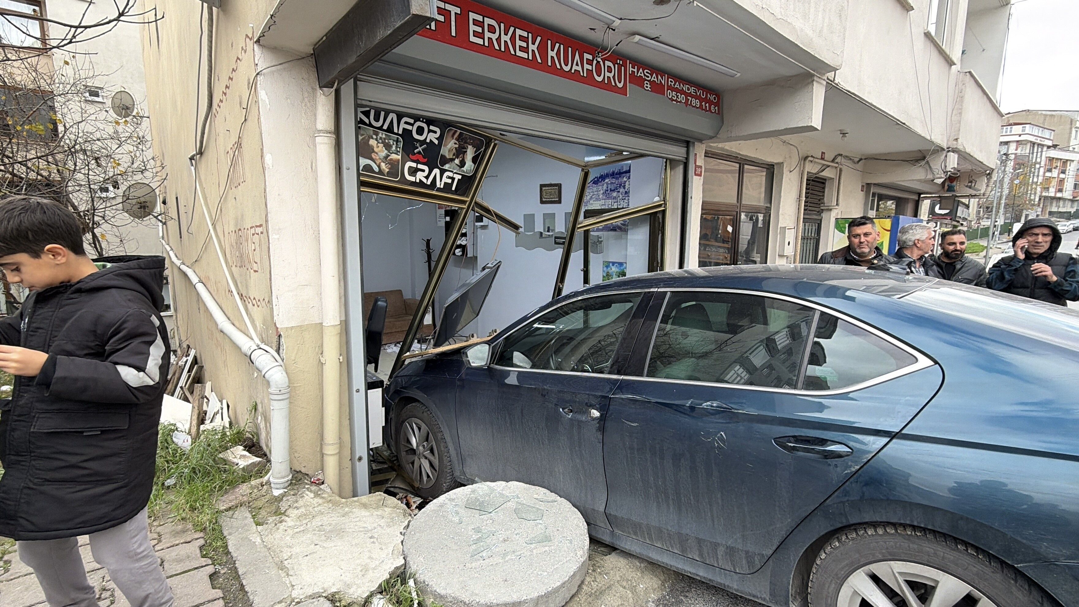 Berbere Otomobil Girdi (1)