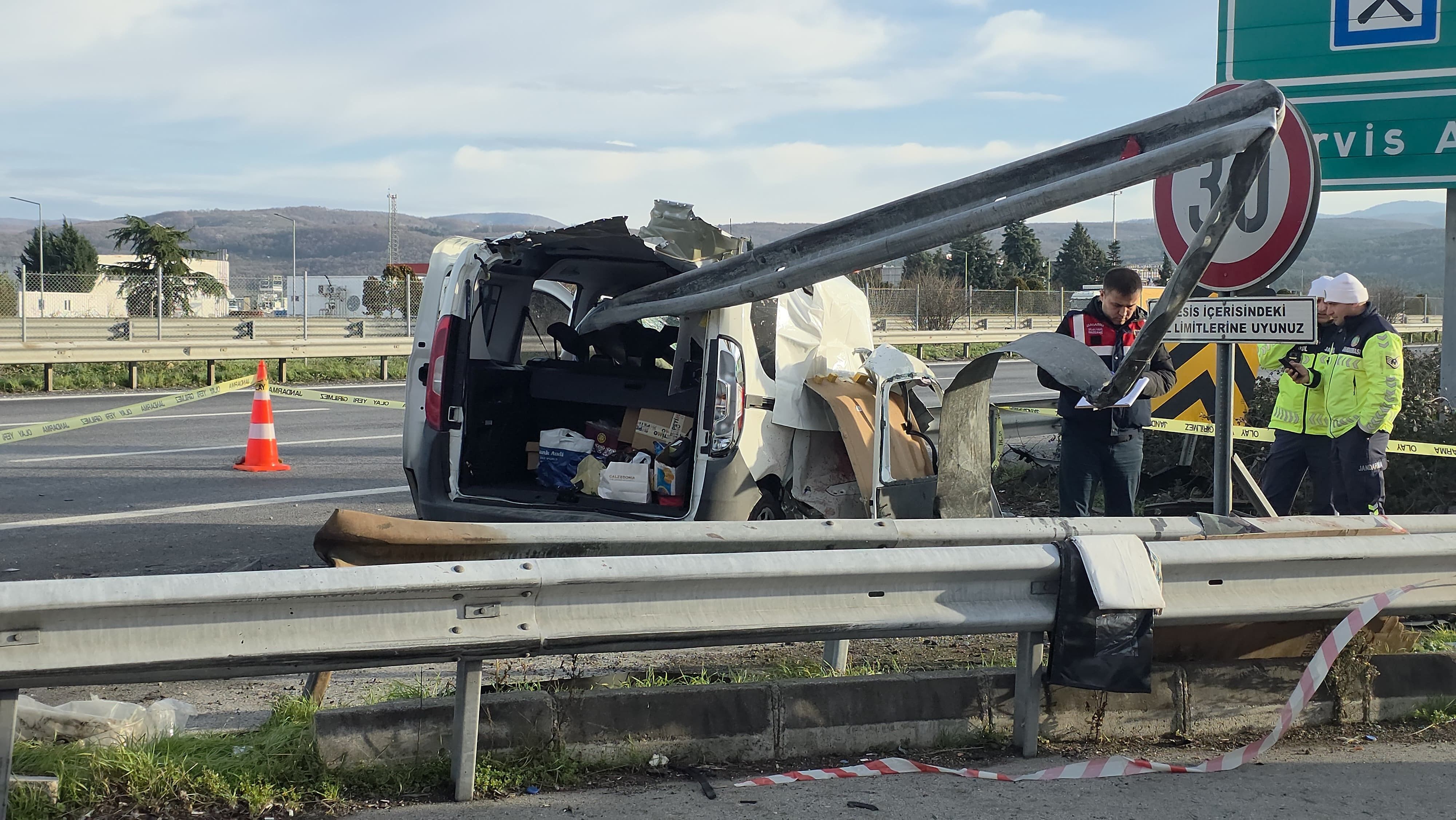 Bariyerlere Ok Gibi Saplandı (2)