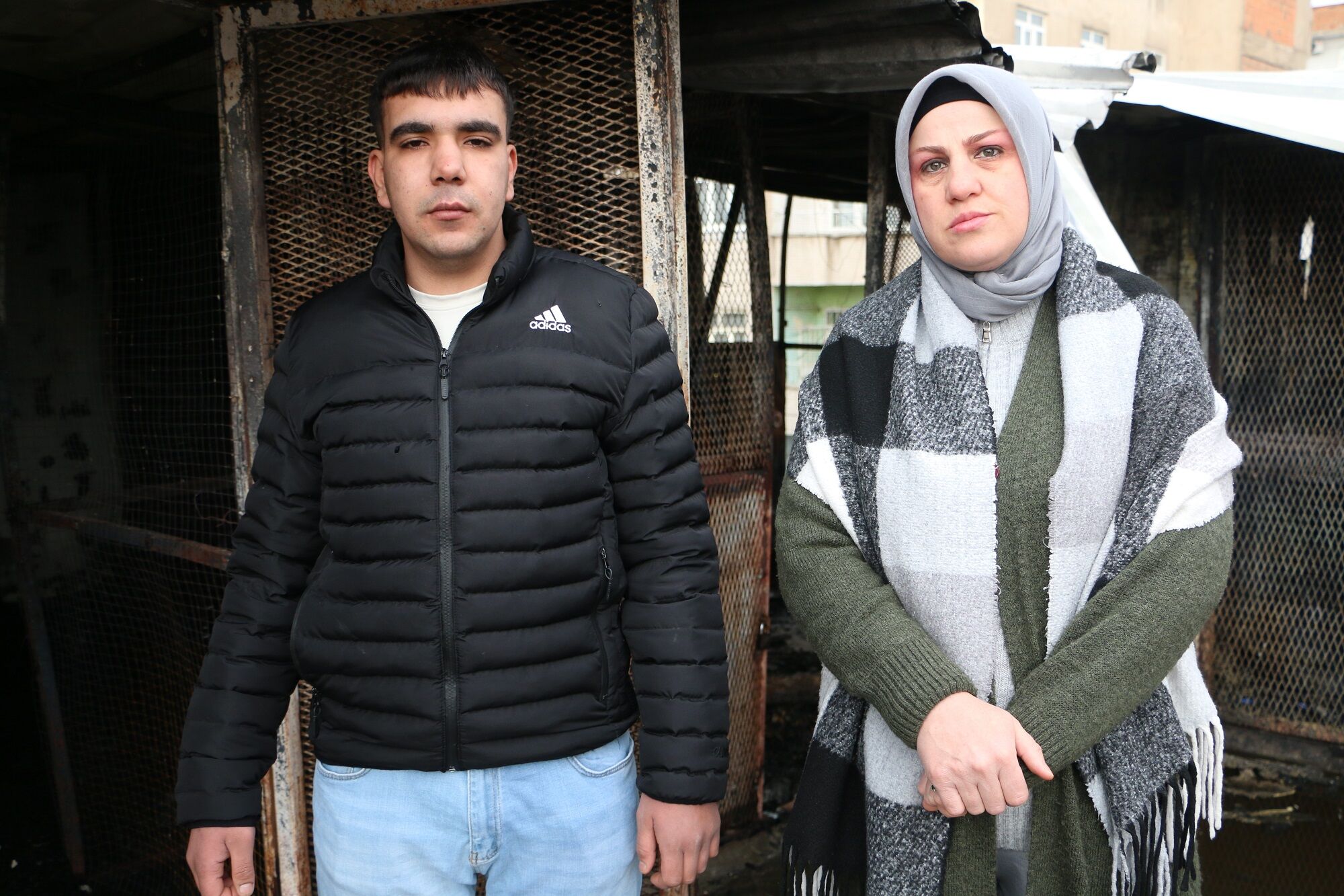 Güvercin Otelinde Yangın Faciası 100'Den Fazla Kuş Öldü (2)